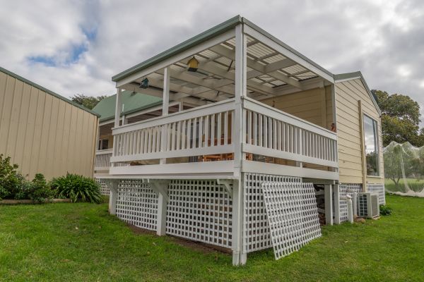 Cost of Deck Lattice Replacement in Vacaville